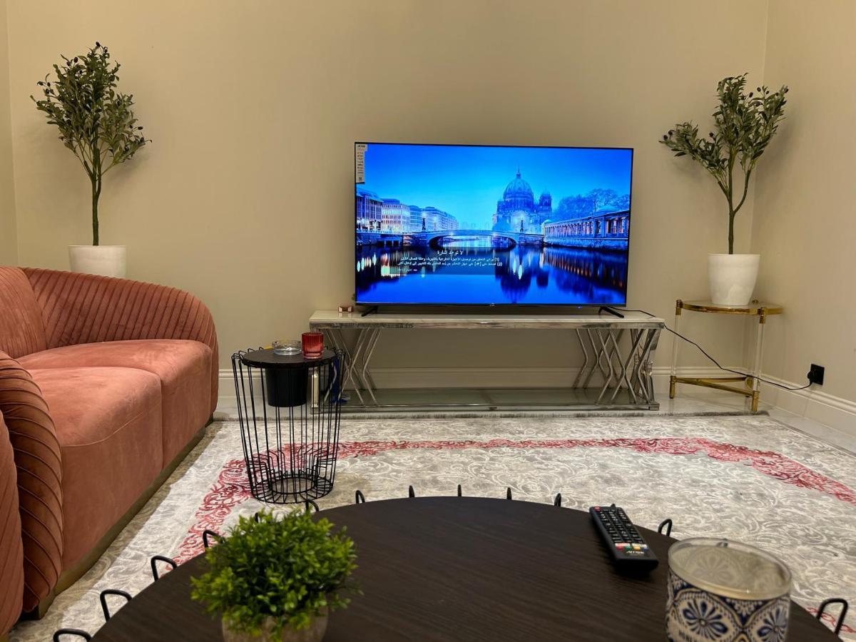 Apartment غرفة وصالة وجلسة خارجية بالعارض ٨ Riyadh