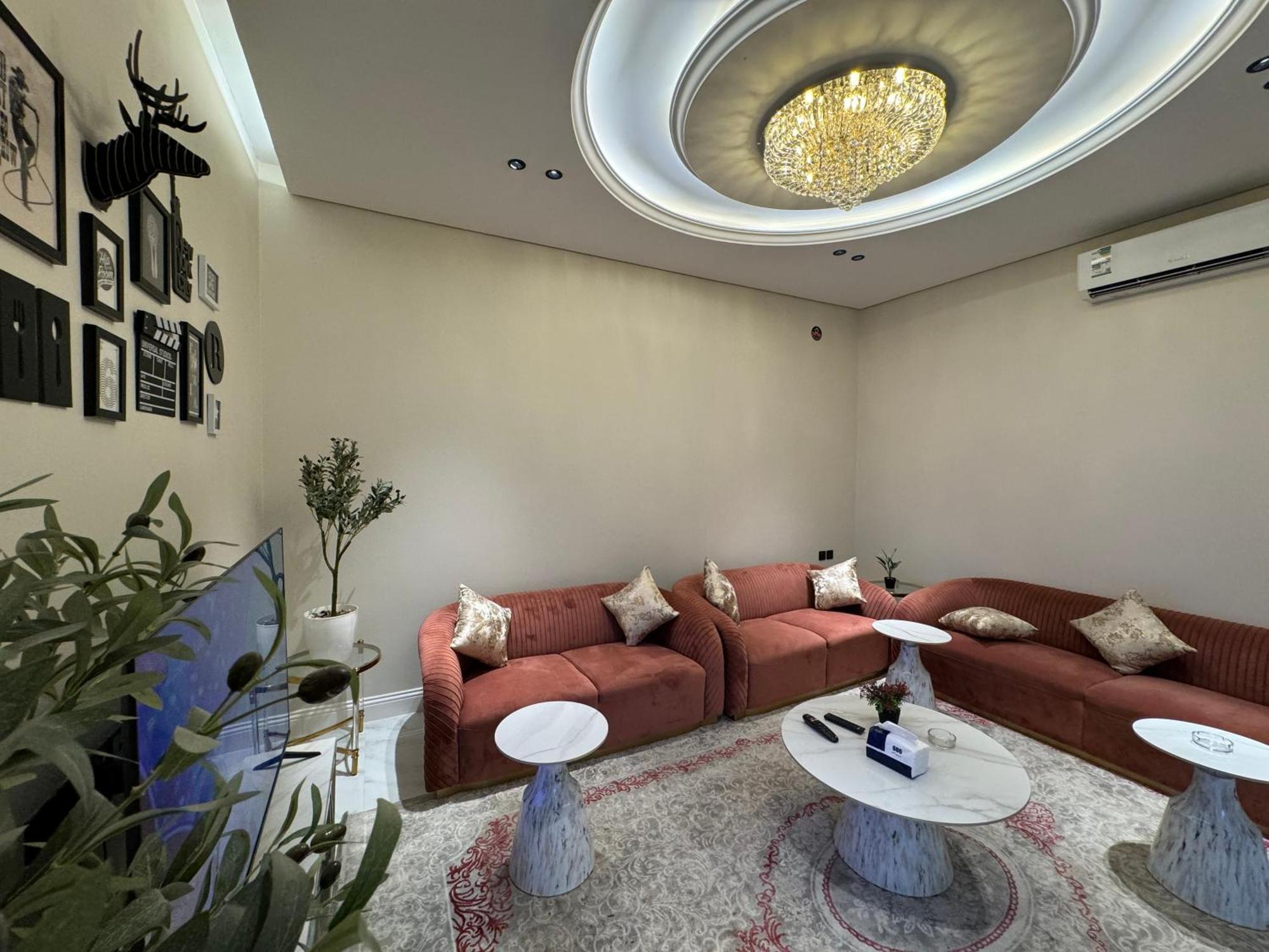 Apartment غرفة وصالة وجلسة خارجية بالعارض ٨
